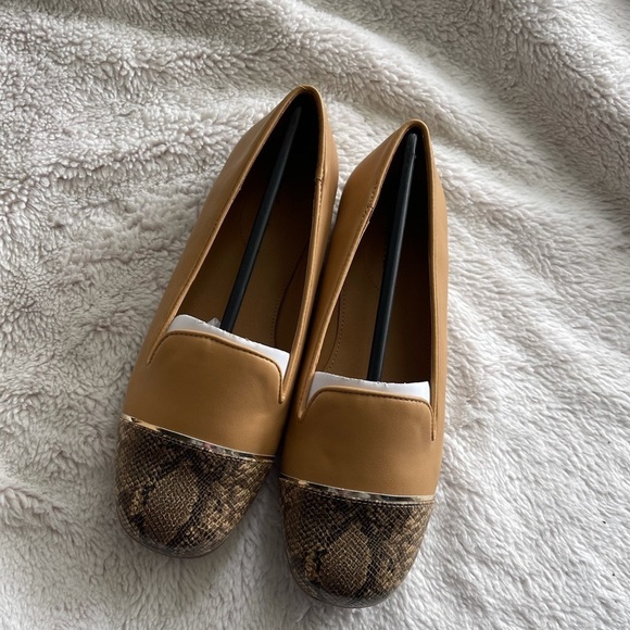 Comfortview New in box  camel reptile loafer slip on shoe - Picture 3 of 11